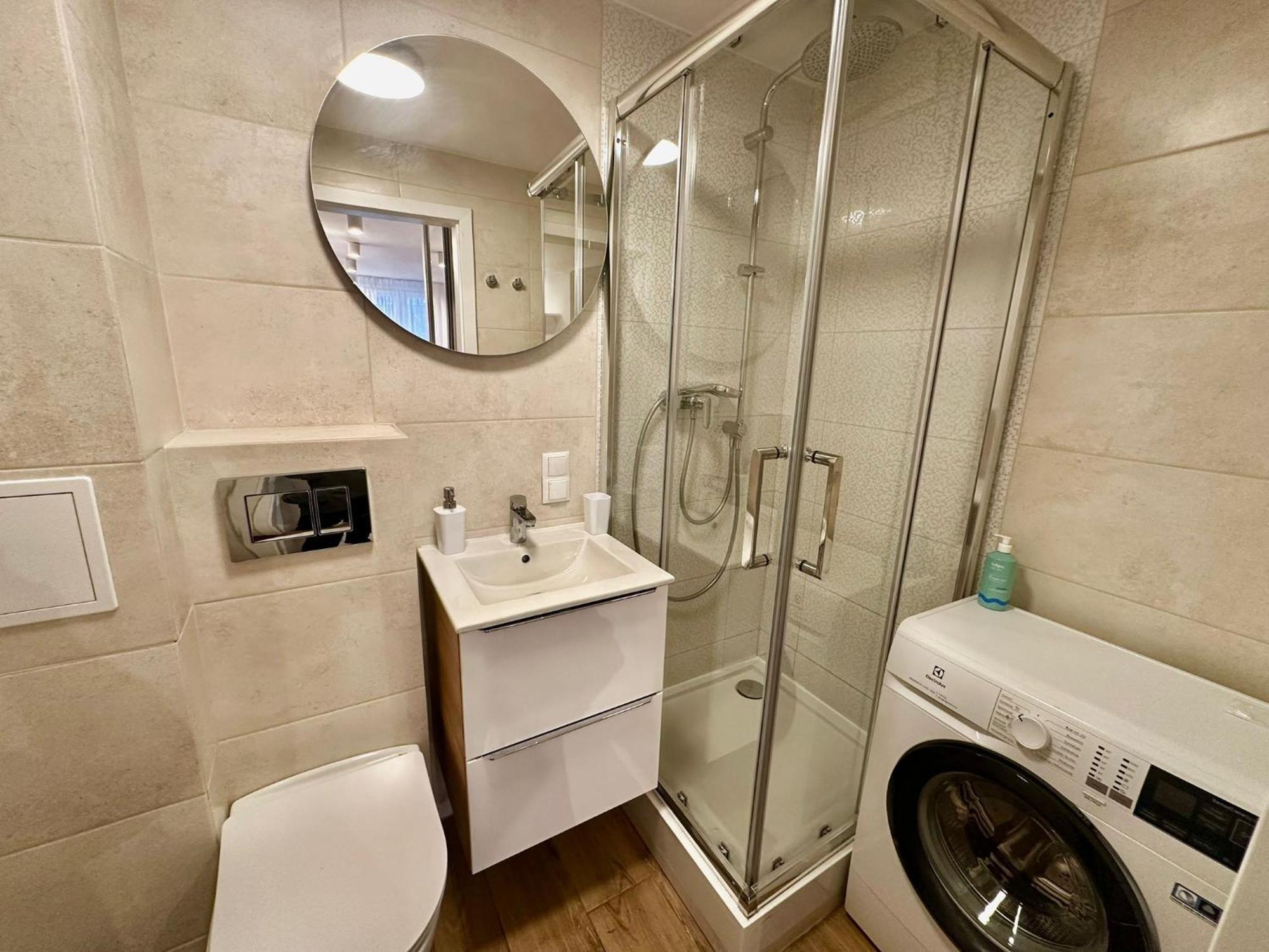 Apartamento Chmielna 106 - Free Parking - Duzy Balkon Varsovia Exterior foto